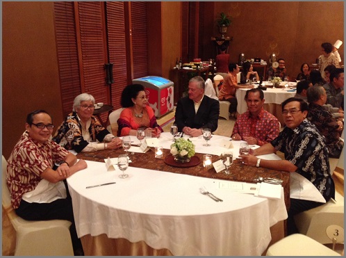 Memberikan Makna Hidup Lanjut Usia