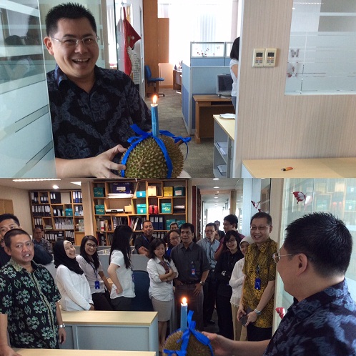 Bahagia Membuat Yang Lain Bahagia